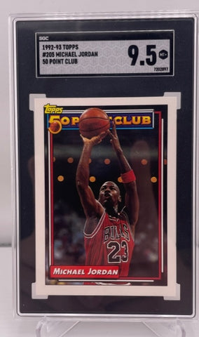 Bulls Michael Jordan 1992-93 Topps No.205 50-Point Club SGC Graded 9.5 Single Card