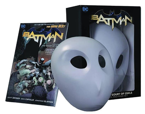 Batman: The Court of Owls Mask & Book Set (New Edition)