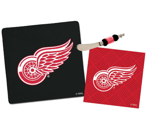 Red Wings Party Gift Set